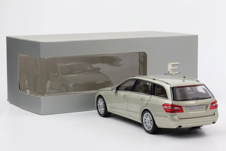 1:18 Minichamps Mercedes-Benz S212 Modello T Perlbeige Metallic Full Ope - Immagine 3 di 4