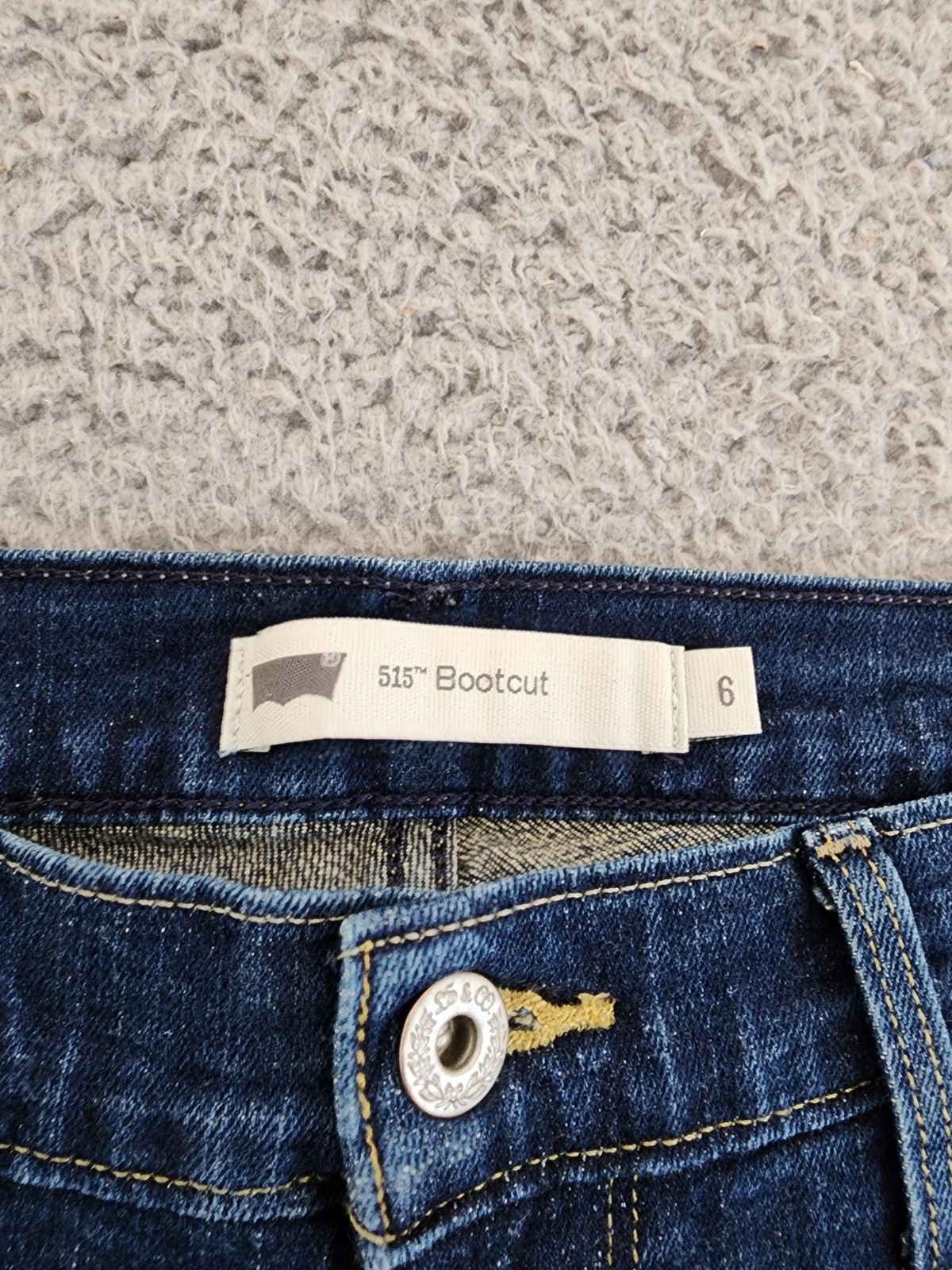 Levis 515 Bootcut Jeans Womens 6 Medium Blue Stretch Denim Classic Flare thumbnail 3