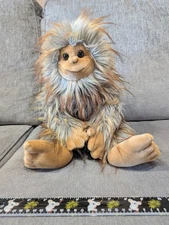 Douglas The Cuddle Toy Kash Plush Sasquatch Big Foot 18" - Dlux Yeti 
