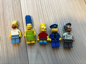 Lego 71016 The Simpsons The Kwik-E-,mart 2179pcs Sealed -D #3101