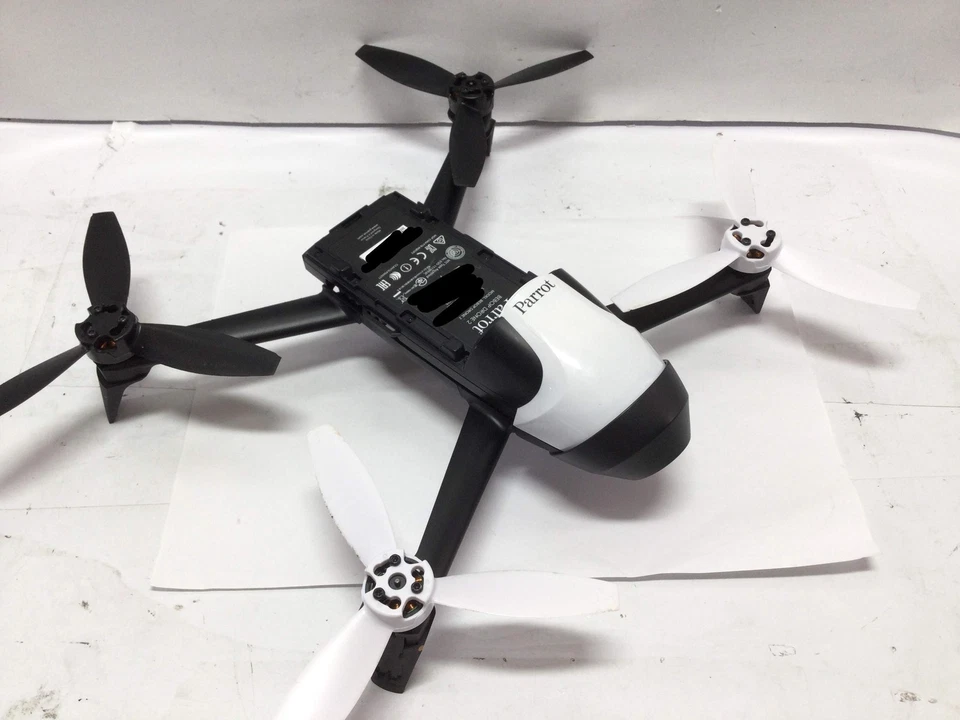 DRON CON CAMARA PARROT BEBOP 2 FPV 19551019 - Imagen 3 de 4