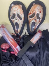 2 Scream Easter Unlimited GhostFace Costumes     Bloody Knife XL40-42  M 8-10