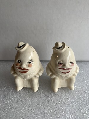 Vintage Japan Humpty Dumpty Figural Salt Pepper Shakers Egg on Wall