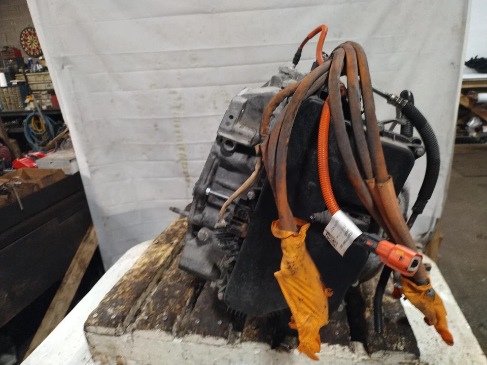 Used Automatic Transmission Assembly fits: 2014 Chevrolet Volt AT Grade C Foto 3 de 4