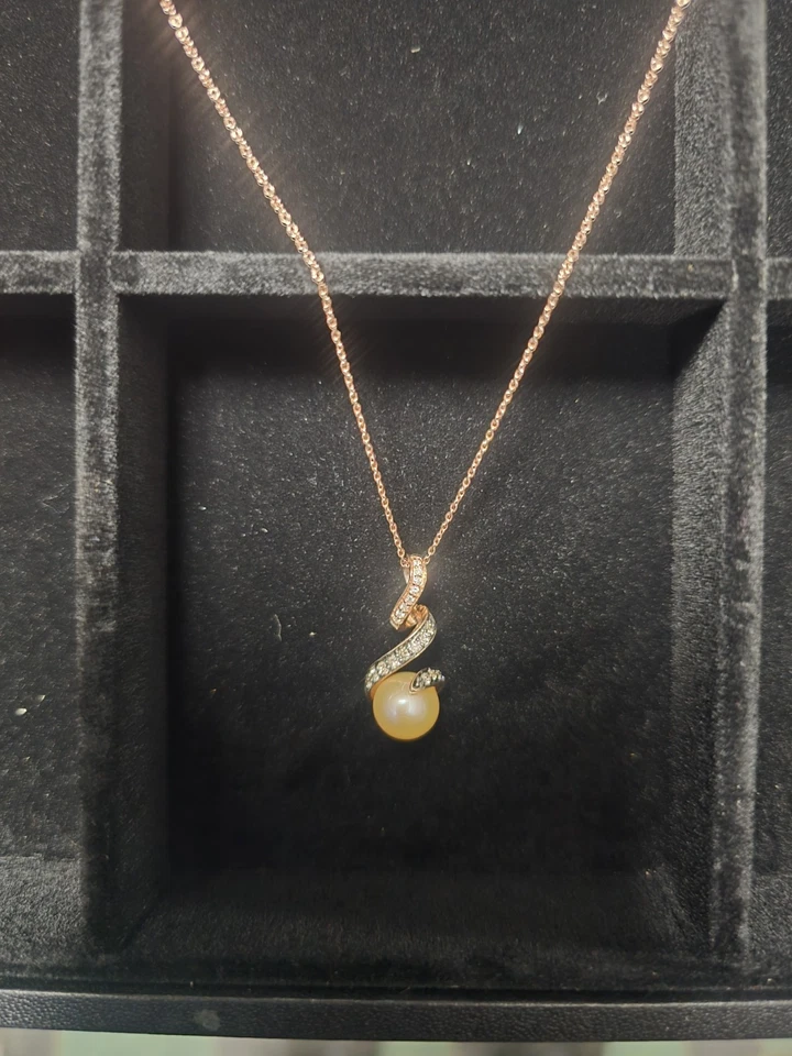 Collar Le Vian Perla Cultivada 1/4 ct dos Diamantes Oro Fresa 14K Foto 4 de 4