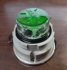 KILLARK NVSLCFG25G HAZARDOUS LOCATION WARNING LIGHT GREEN LED NEW IN BOX