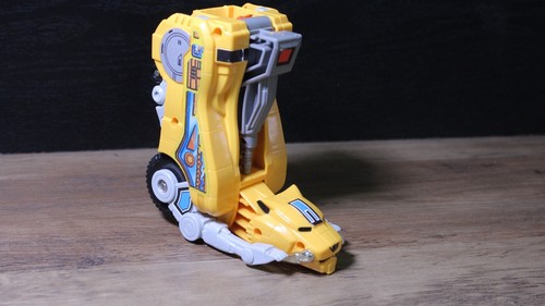 Bandai Mighty Morphin Power Rangers Megazord Bandai Sabertooth - Picture 6 of 7