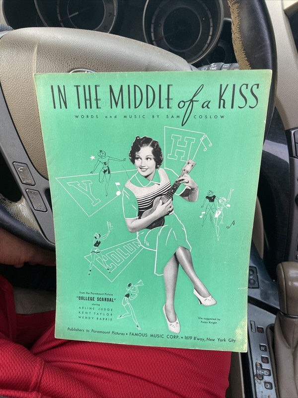 SHEET MUSIC: 'IN THE MIDDLE OF A KISS FROM COLLEGE SCANDAL (WTF33)z
