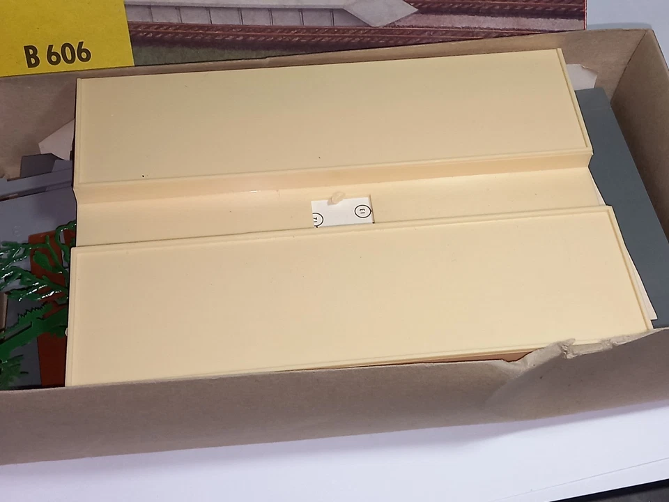 MAQUETTE HO GARE QUICK B 606 A MONTER, COMME NEUF EN BOITE D'ORIGINE - Photo 3/4