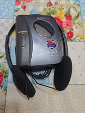 Sony Walkman Cassette Player WM-EX162 w Headphones Not Working
