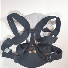 Baby Bjorn Baby Carrier Black Miracle Newborn - 15 months 8 - 26 pounds