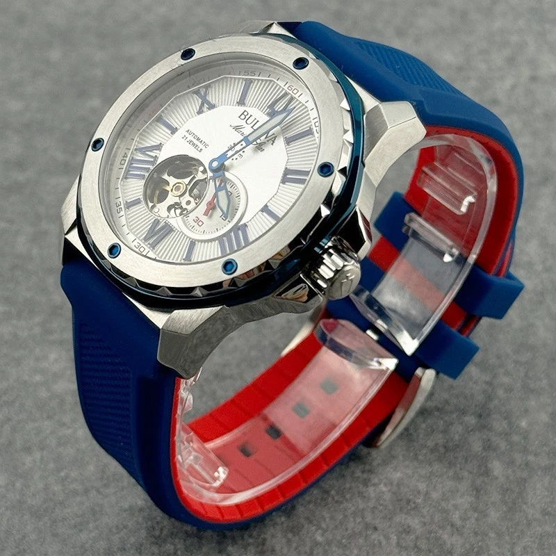 Reloj automático para hombre Bulova Marine Star 98A225 esfera blanca correa de goma azul Foto 2 de 4