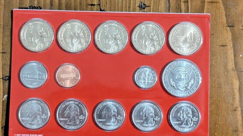 2007 Denver 14 Coin Uncirculated US Mint Set With COA. - Picture 3 of 5