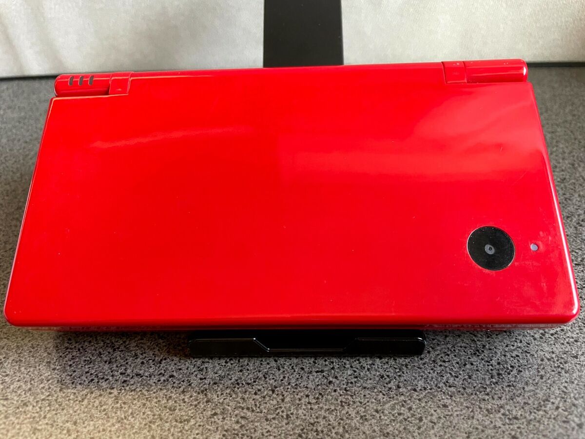 Nintendo DSi Red console In the box