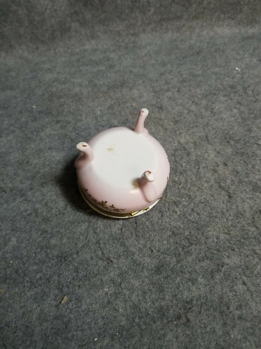 Porcelain Dresser Jar, 3" x 2 1/2" - Picture 5 of 6