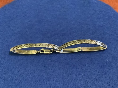 VINTAGE STERLING SILVER HINGED BRACELET - Picture 8 of 8