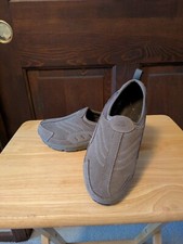 Easy Spirit Women's Taupe Suede Hometeams Comfort Shoes, 6W