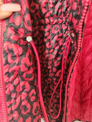 Chicos Zenergy Reversible Quilted Puffer Vest Sz Chico's 4 Red Cinch Waist Chic - Picture 6 of 7