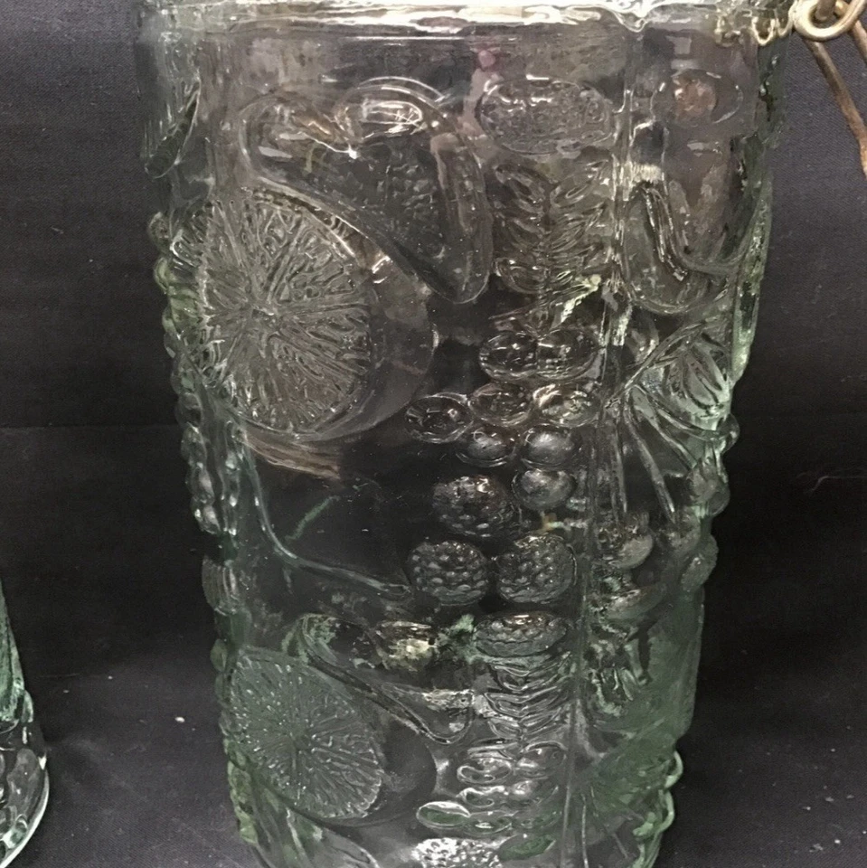 Tarros de cristal retro con cierre de alambre. Tintado de verde. Juego de 2 Foto 2 de 4