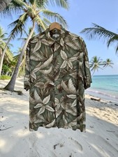 Pierre Cardin Hawaiian Shirt Men's LT Green Rayon Tropical Camp Button Up