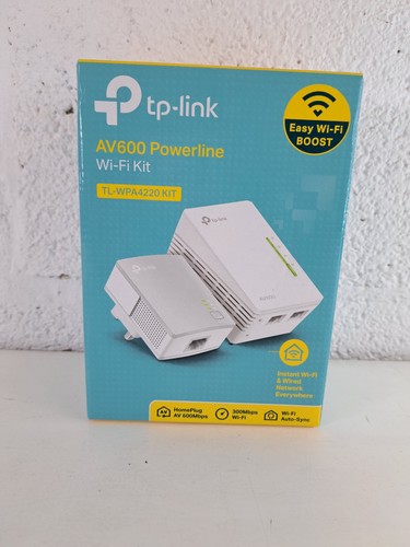 TP-Link 300Mbps WLAN RangeExtender, AV600 Powerline Edition Kit (TL-WPA4220KIT)