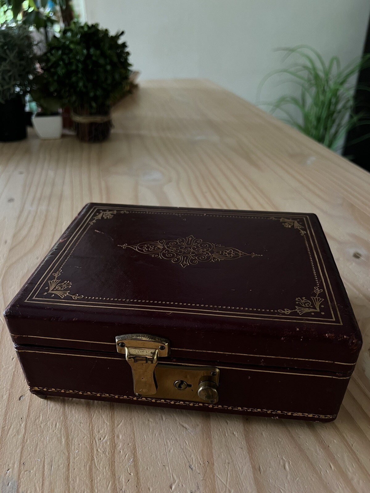 thorens jewelry music box made in switzerland burgundy anniversary song