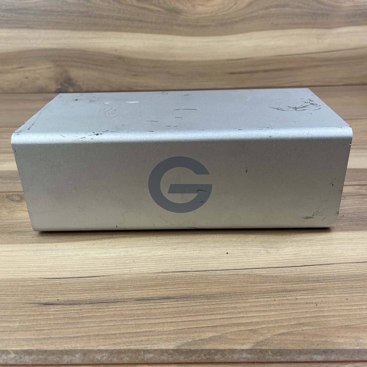 G-Technology G-RAID 8TB 2x4TB 2 Bay Thunderbolt 3 RAID Array G-Technology G-RAID 8TB 2x4TB 2 Bay Thunderbolt 3 RAID Array