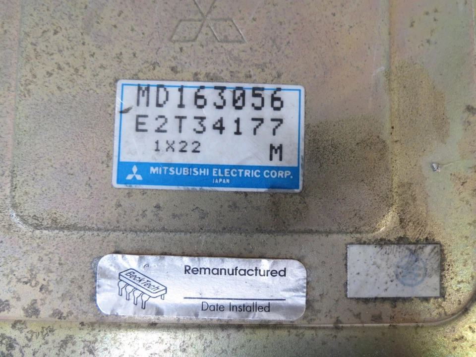 91 92 93 Módulo de control del motor Mitsubishi Mighty Max ECU ECM MD163056 E2T34177 Foto 4 de 4