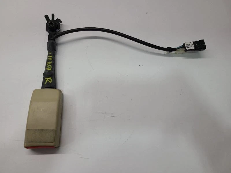 13-19 FORD TAURUS RIGHT RH FRONT SEAT BELT BUCKLE Foto 2 de 4