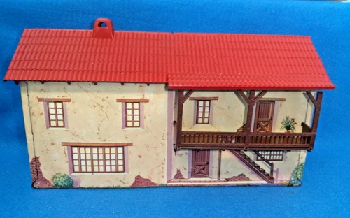 Marx original 1958 Zorro playset Hacienda with perfect porch and three tin walls