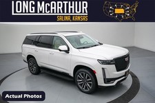 2023 Cadillac Escalade Sport Platinum 4WD Sunroof SuperCruise Air Ride
