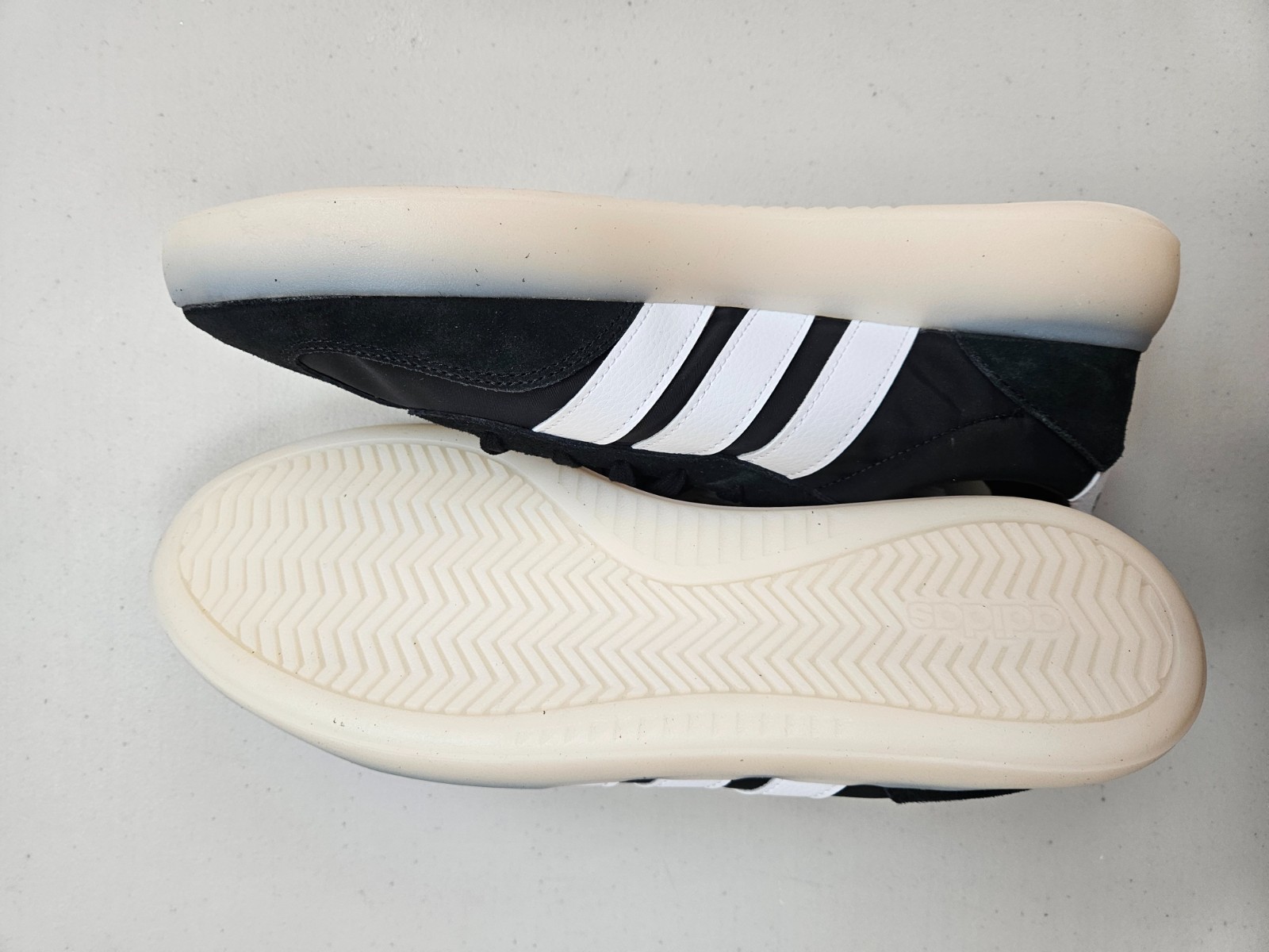 Adidas Barreda Decode Shoes JI2316 Black White UK 12 EU 47⅓ image 3