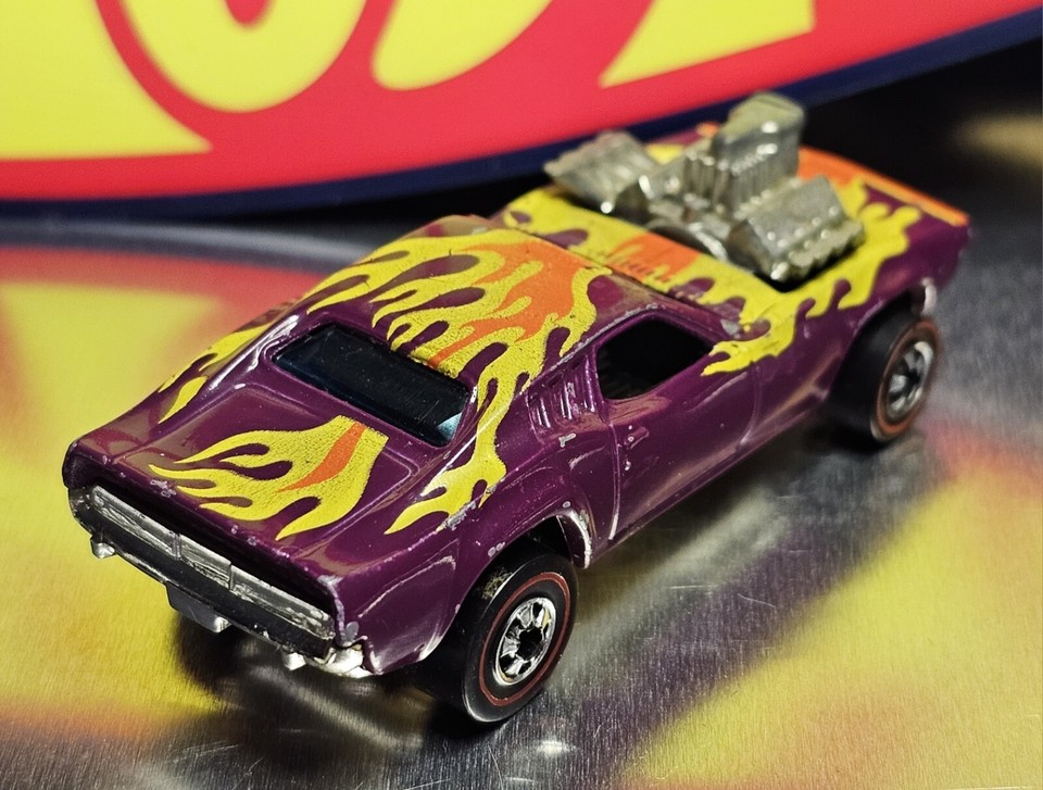 Hot Wheels Redline Original Flying Colors Purple Rodger Dodger Very