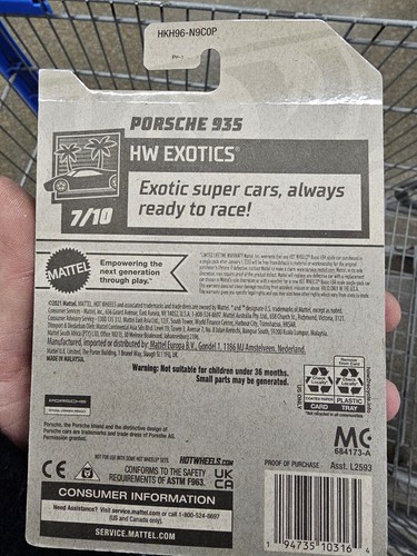 2023 Hot Wheels Porsche 935 - Picture 3 of 3