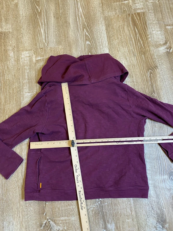 Sudadera corta Lucy atlética manga larga capucha cuello embudo rosa magenta grande Foto 4 de 4