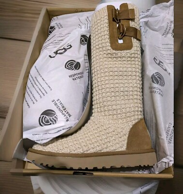 Womens  UGG CLASSIC SOLENE TALL Sz 7 NEW  1ST QUALITY BOX DAMAGED 