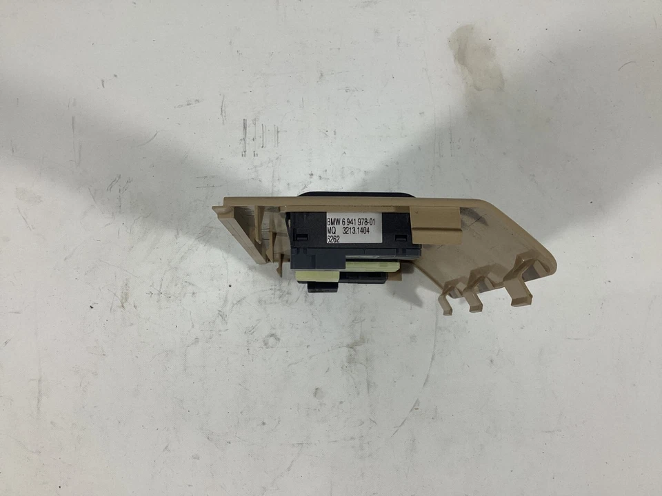 2006 - 2008 BMW 750i 750LI OVERHEAD SUNROOF DOME MOONROOF SOS SWITCH CONTROL OEM - Image 4 of 4