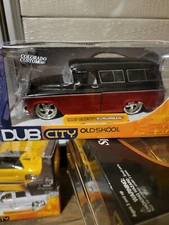 JADA 1/24 Dub City OLD SKOOL 1957 Chevy Suburban Lowrider BEAUTIFUL NICE SUV New