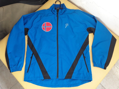 (No. 1961 ) BJORN DAEHLIE ODLO M L WINDBREAKER NORWAY BRAND TEAM FLAG men 1