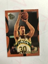 1995 SARUNAS MARCIULIONIS Topps Embossed Basketball  Card # 92 Made in USA