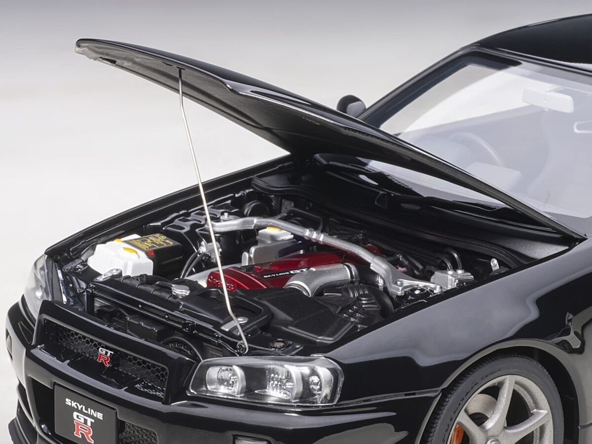 NISSAN SKYLINE GT-R (R34) V-SPEC II RHD BLACK PEARL 1/18 NISSAN SKYLINE GT-R (R34) V-SPEC II RHD BLACK PEARL 1/18