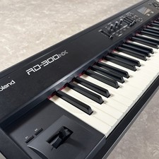 Roland RD-300NX Digital Stage Piano Tested Working