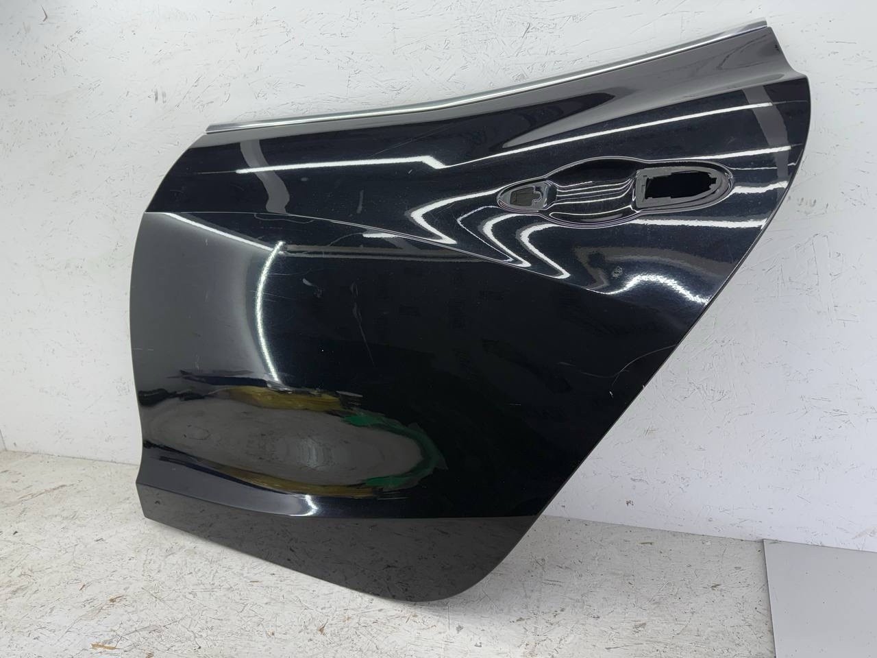 2014-2020 Maserati Ghibli Rear Left Door Shell Black