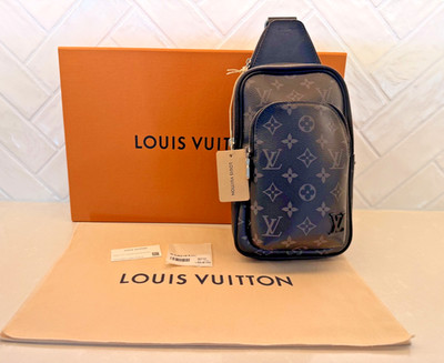 LOUIS VUITTON MENS AVENUE LEATHER SLING BAG NEW WITH RECEIPT (5TH AVE NYC)