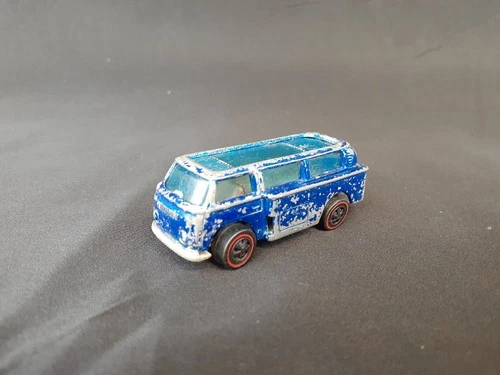 Hot Wheels Redline Volkswagen Bus Beach Bomb With Dark Interior NO Surfboards