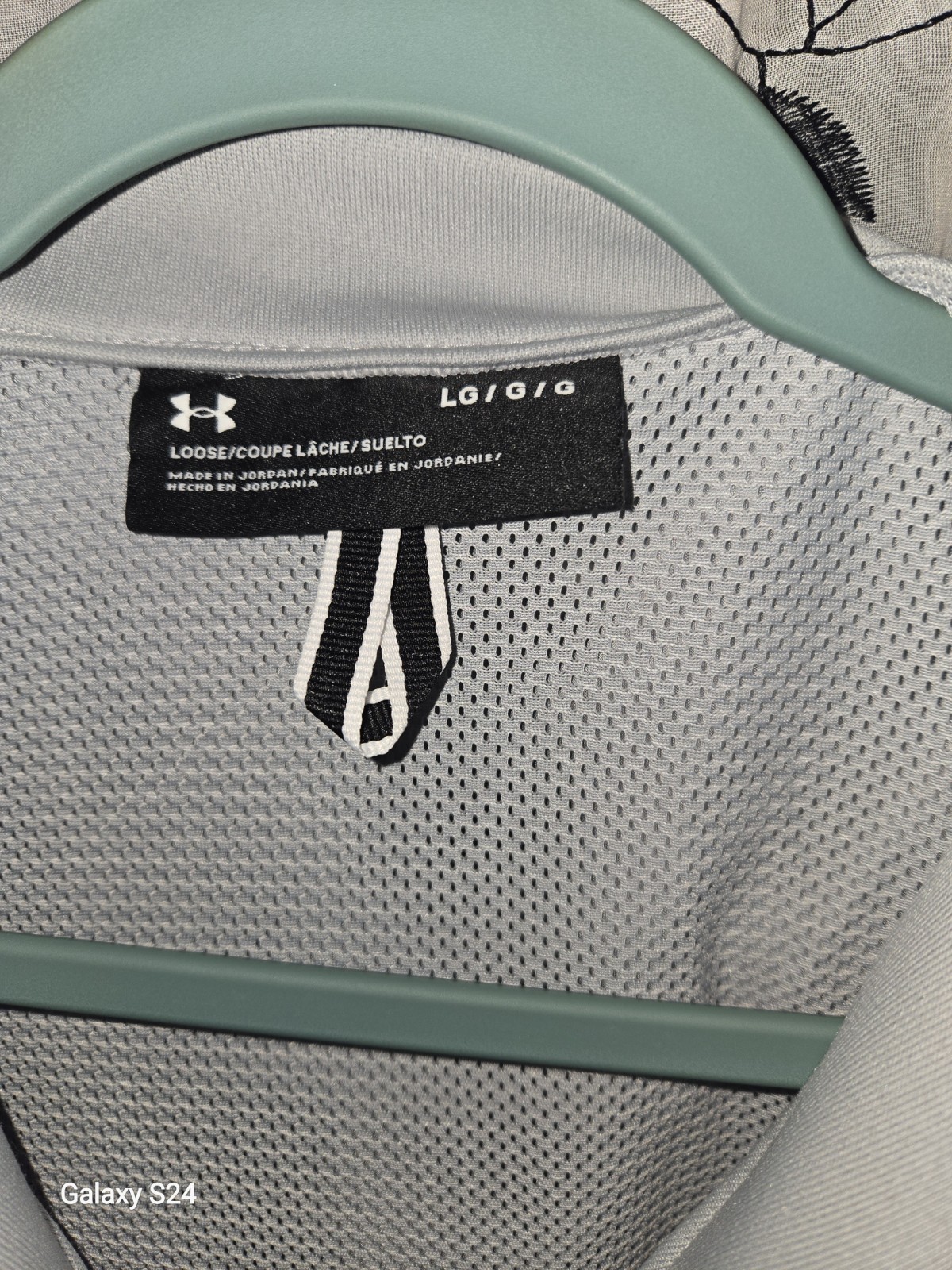 Under Armour Command Lightweight Gray Jacket and … - image 3