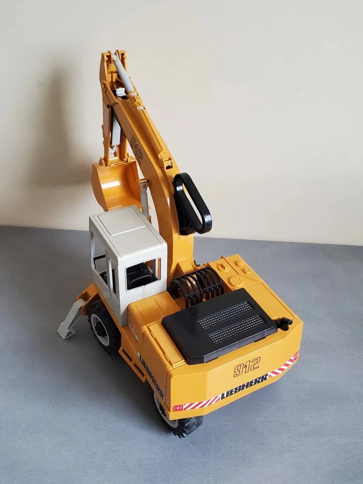 BRUDER Liebherr 912 Pala Terne Cantiere Scala 1:16 Funzionante Buono Stato - Immagine 4 di 4