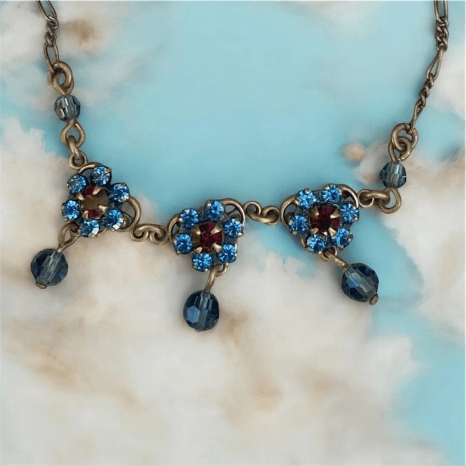 Collar Triple Flor Cristal Swarovski Azul Liz Paiacios. Usado en excelente estado! Foto 4 de 4