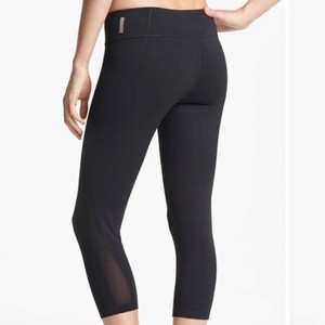 zella capri leggings