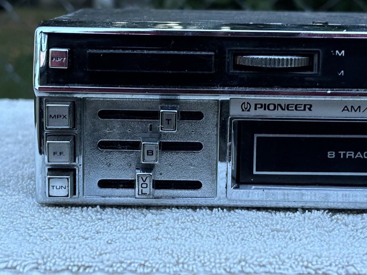 Pioneer 8 Track Car Player TP-3000 Made In Japan AM/FM Radio